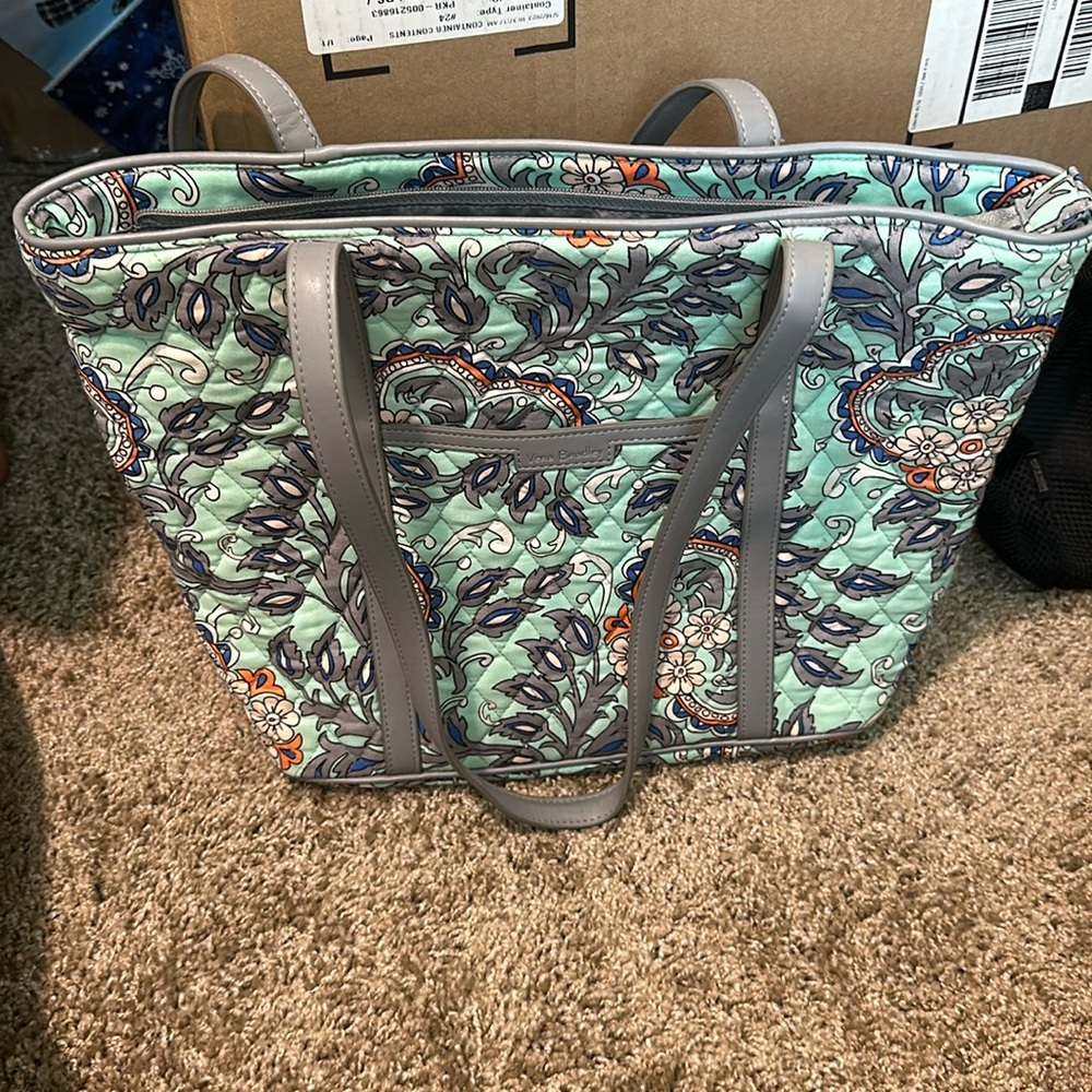 Vera Bradley shoulder bag